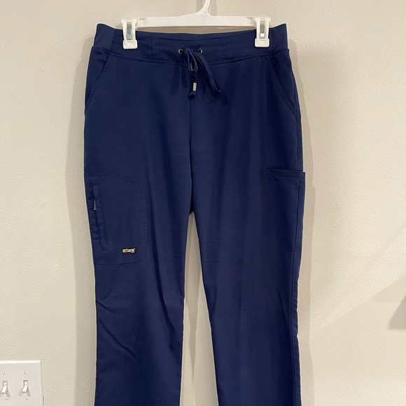 Navy Greys anatomy top and bottom set - Picture 3 of 4